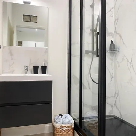 Appartamento Les Cerisiers Rdc Lumineux, Jardin, Terrasse Baisieux