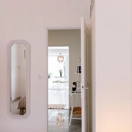 Les Cerisiers Rdc Lumineux, Jardin, Terrasse Apartment *
