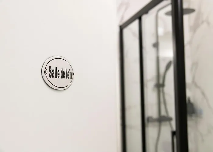 Les Cerisiers Rdc Lumineux, Jardin, Terrasse Apartment *